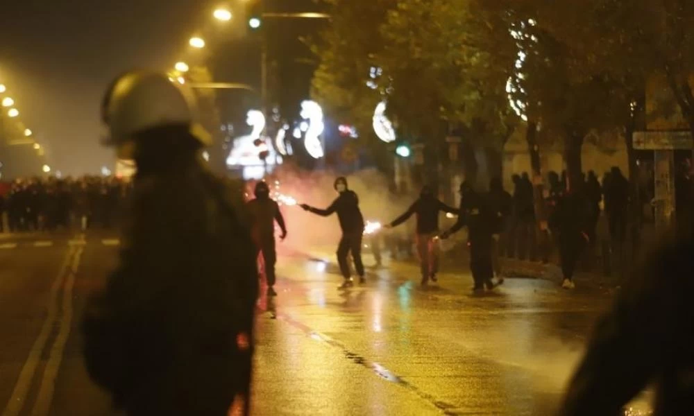 Θεσσαλονίκη: Συλλήψεις για τα επεισόδια στην πορεία για τον Γρηγορόπουλο